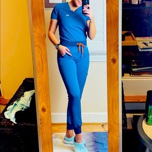 Figs set limited edition. Joggers XS top XXS